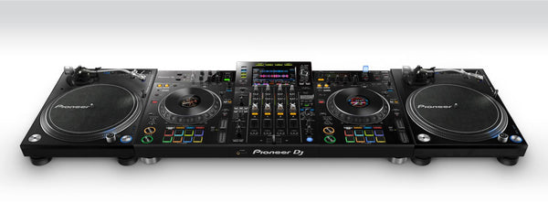 Pioneer DJ XDJ-XZ All-in-One DJ system for rekordbox and Serato DJ Pro